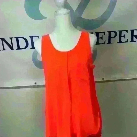 Express women’s sleeveless blouse - Picture 1 of 5